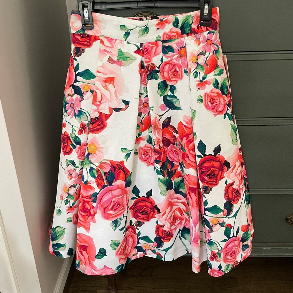 NWT Eliza J Floral Midi Skirt